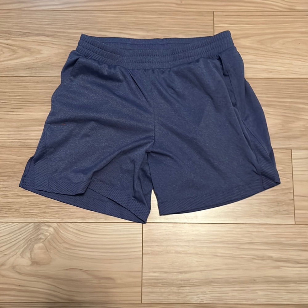 Giles basketball shorts W/ pockets